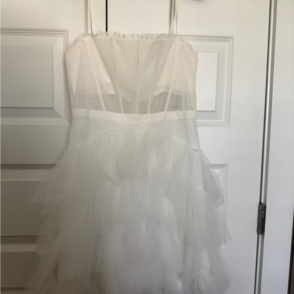 NWT BETSY & ADAM Tule white dress